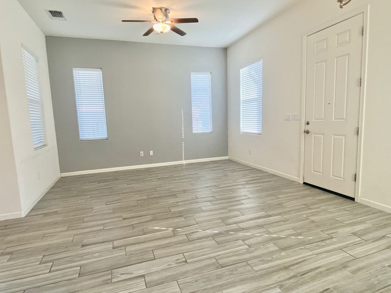 4355 Adriatic Sea Way - Photo 7 of 32