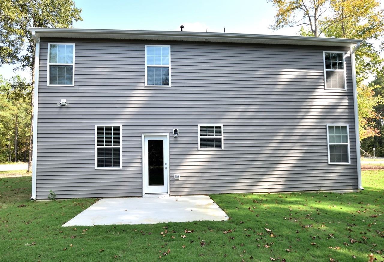 468 Rosemount - Photo 2 of 22