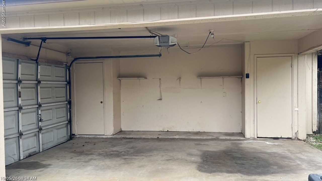 6804 S Creek Dr - Photo 5 of 36