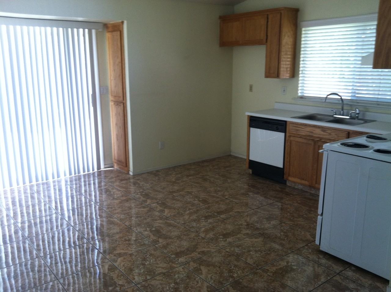 4483 Fosberg Rd - Photo 3 of 12