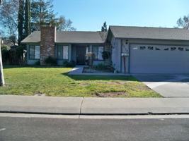 featured image of 2712 Peek Ct