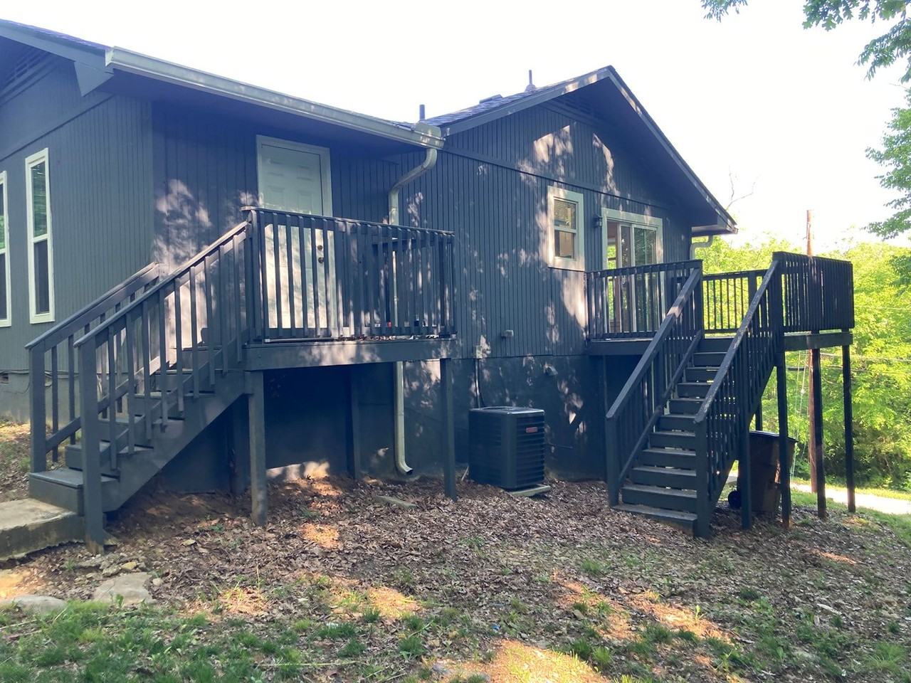 5240 Tusculum Ct - Photo 4 of 13