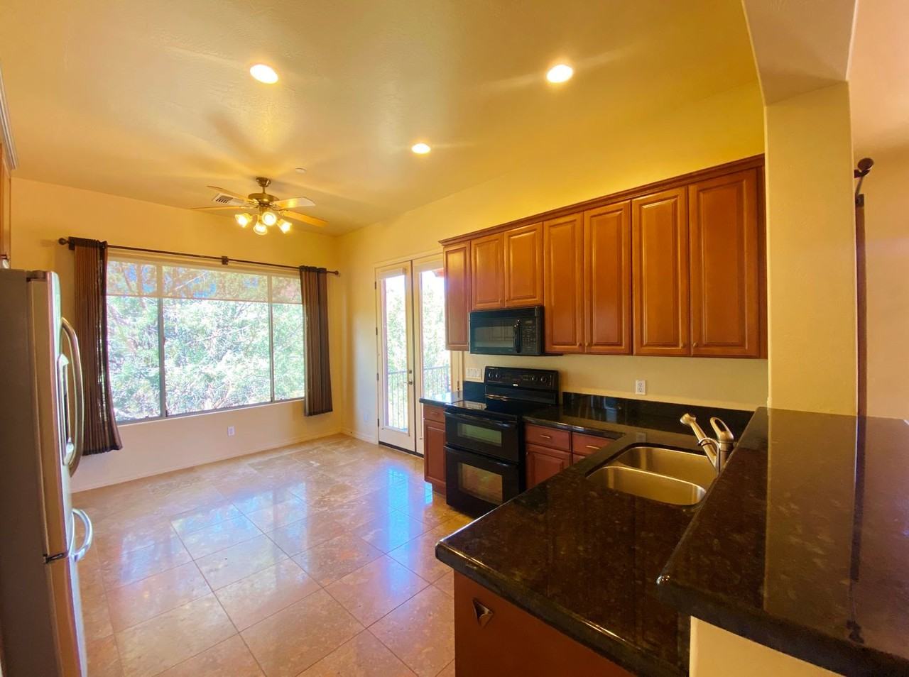 35 Bell Wash Ct - Photo 6 of 30