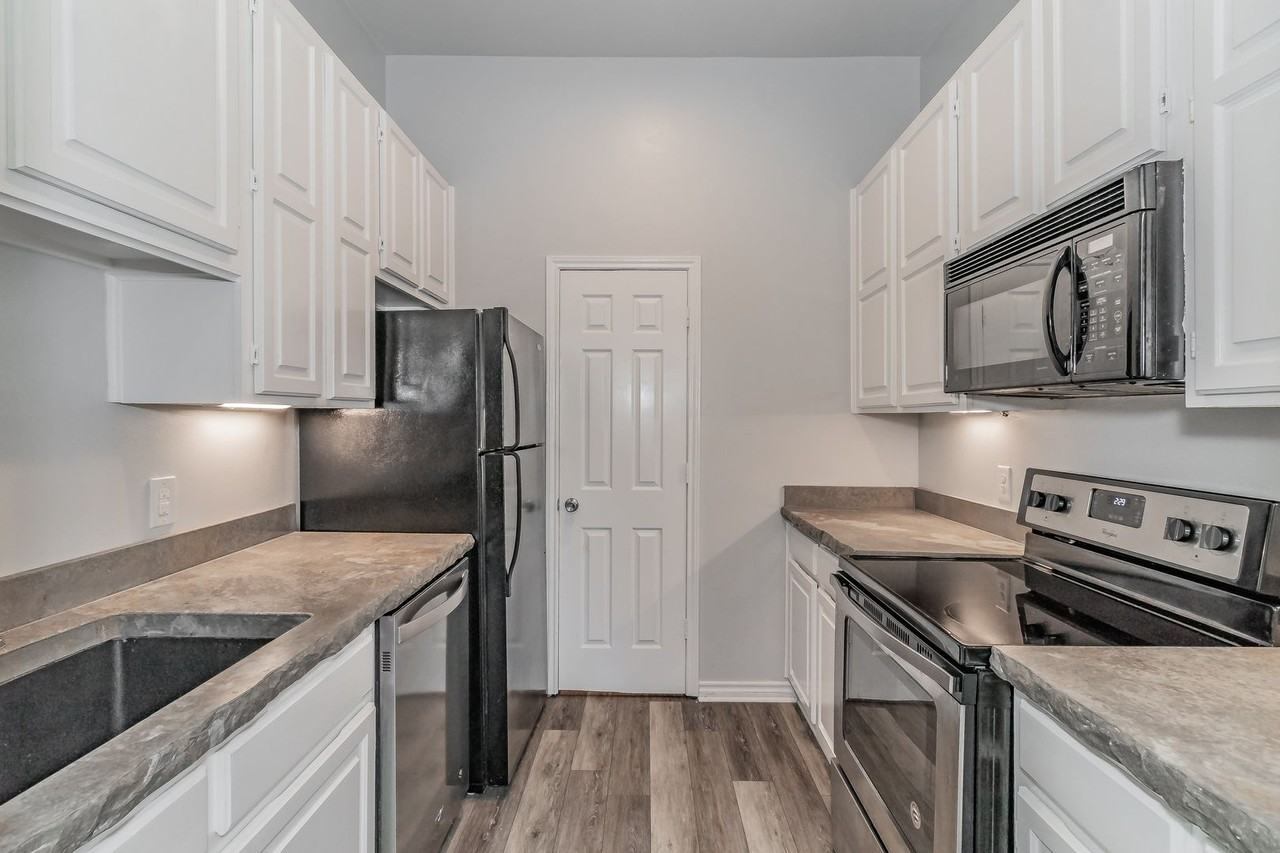 5007 Birchman Ave - Photo 7 of 26