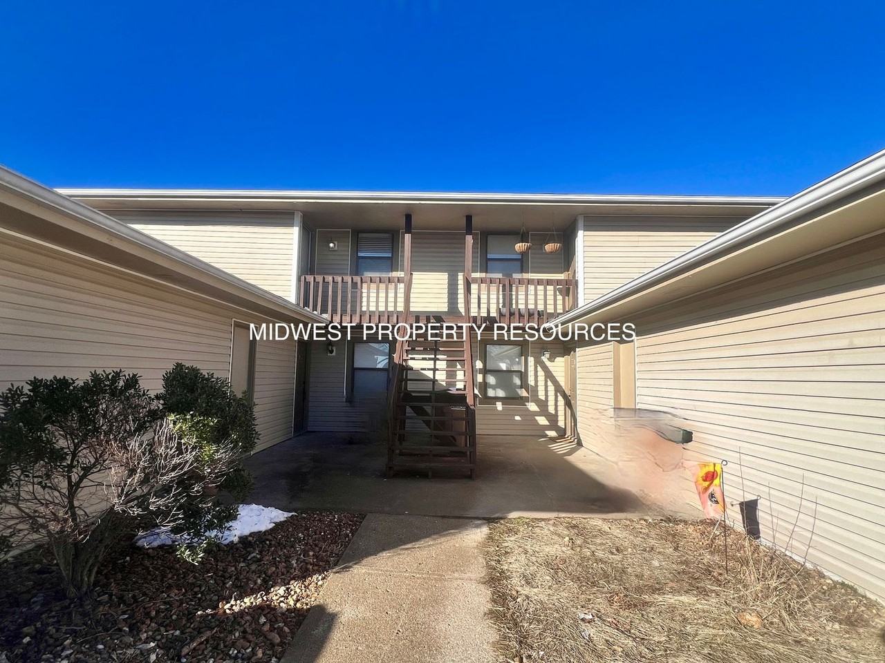 204 Sky Vue Dr #A - Photo 2 of 13