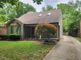 featured image of 819 Fountain Ave