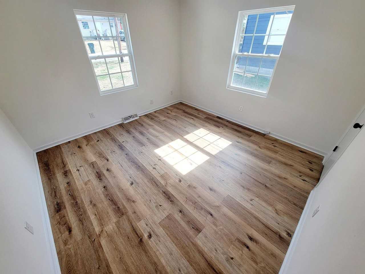 709 Maryland Ave - Photo 5 of 8