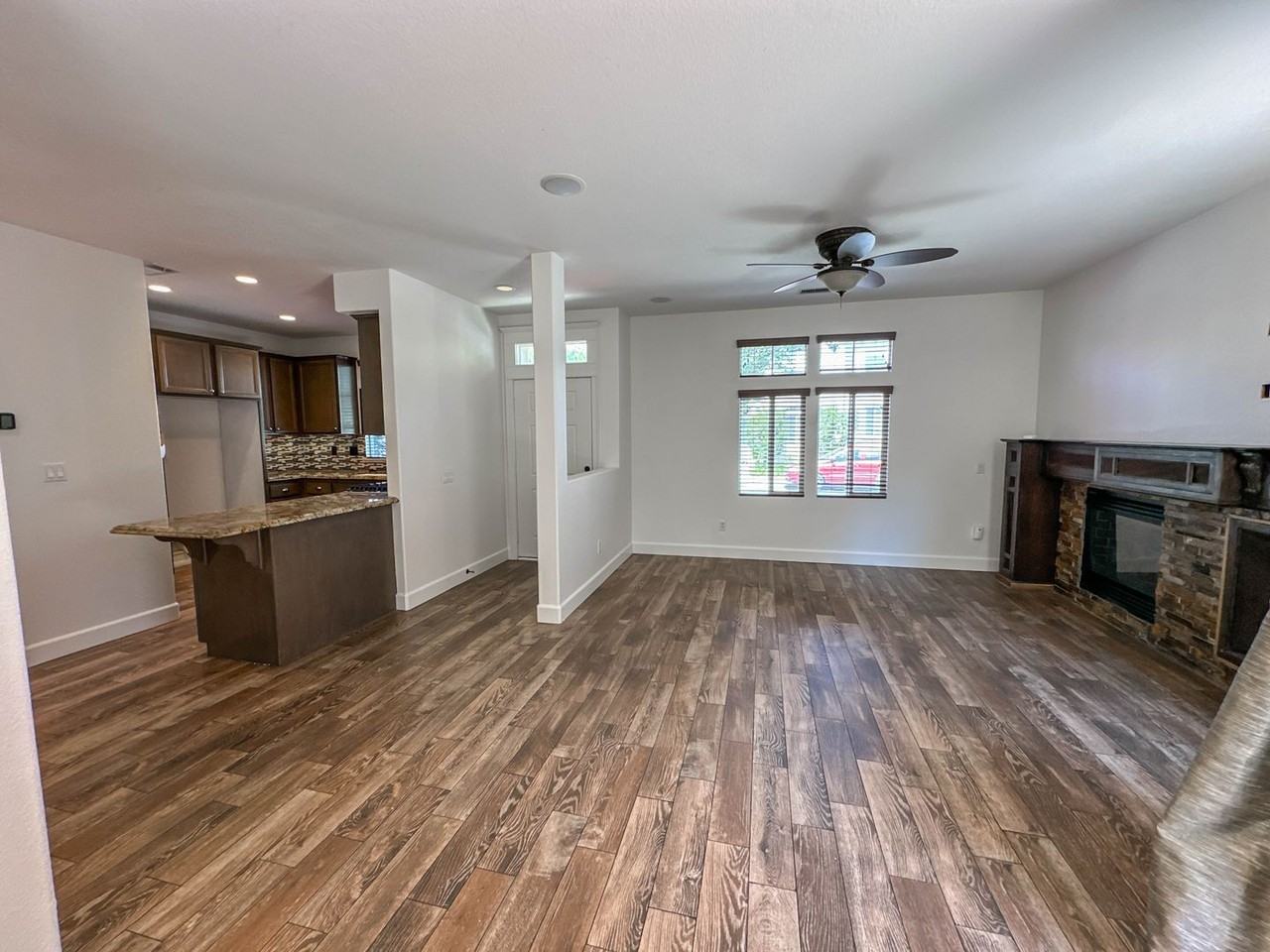 24623 Montevista Cir - Photo 4 of 24