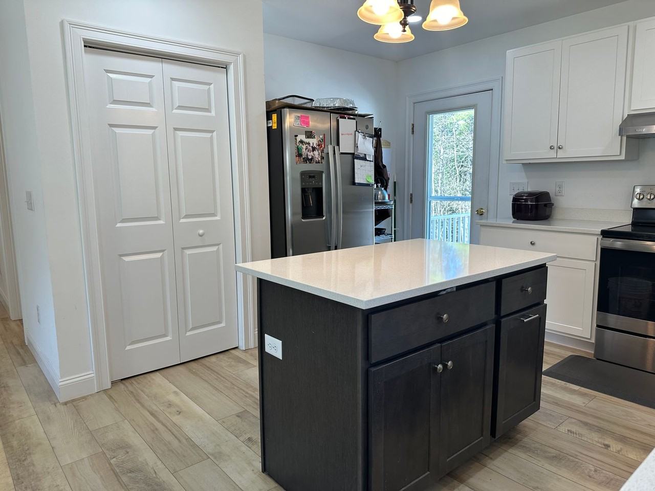 63 Webster Rd - Photo 3 of 46