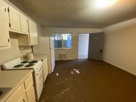 featured image of 1901 E Johnson Ave