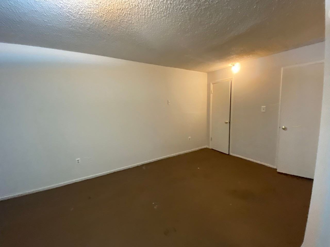 1901 E Johnson - Photo 2 of 5
