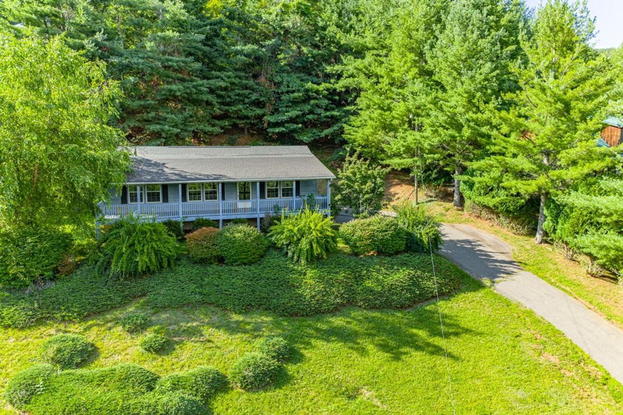1386 Buck Mountain Rd - Photo 2 of 50