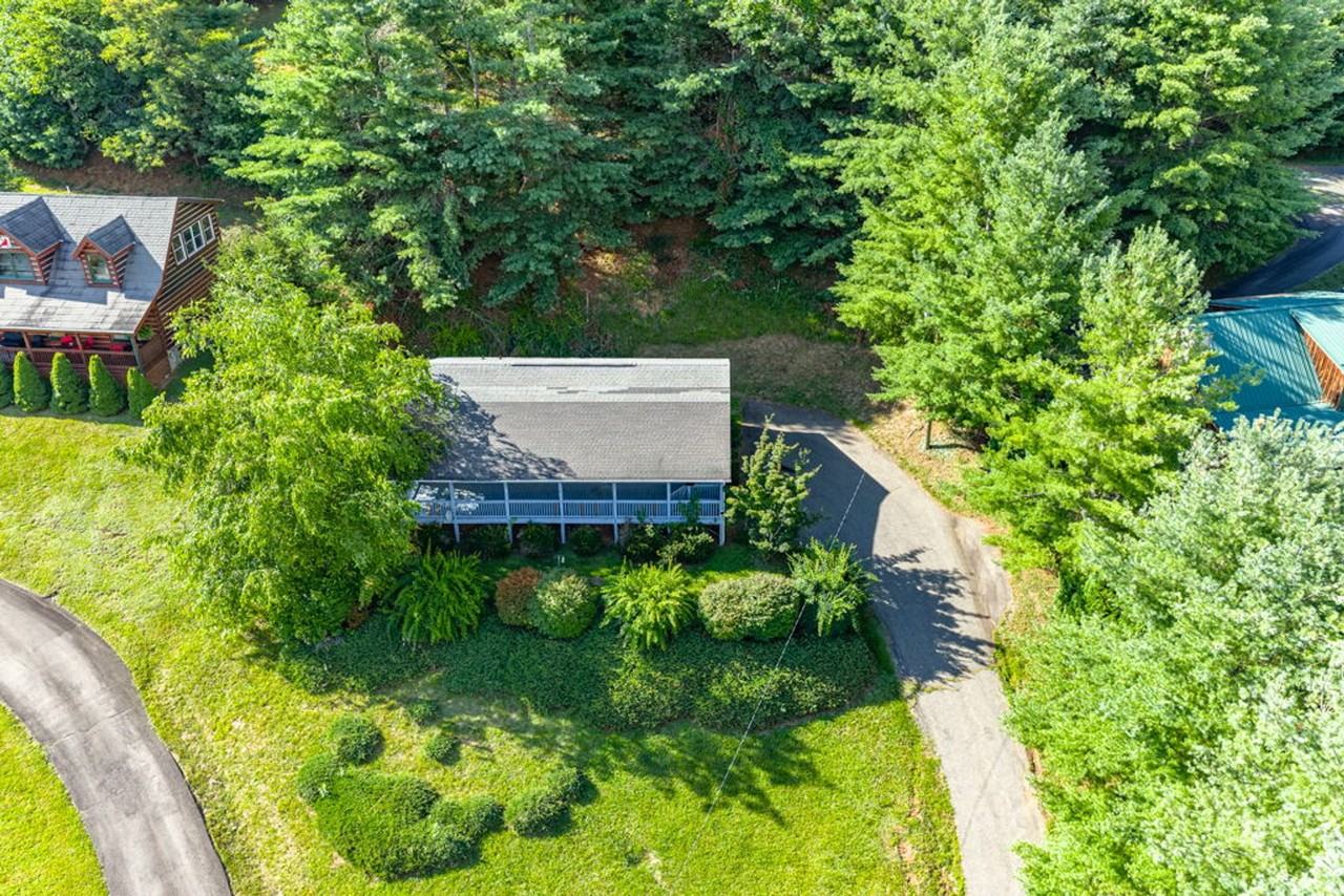 1386 Buck Mountain Rd - Photo 7 of 50
