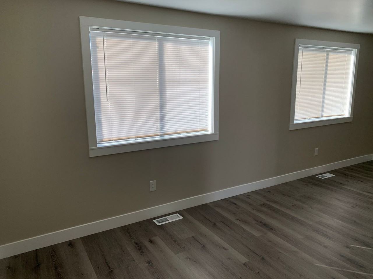 2853 S 9150 W - Photo 6 of 38