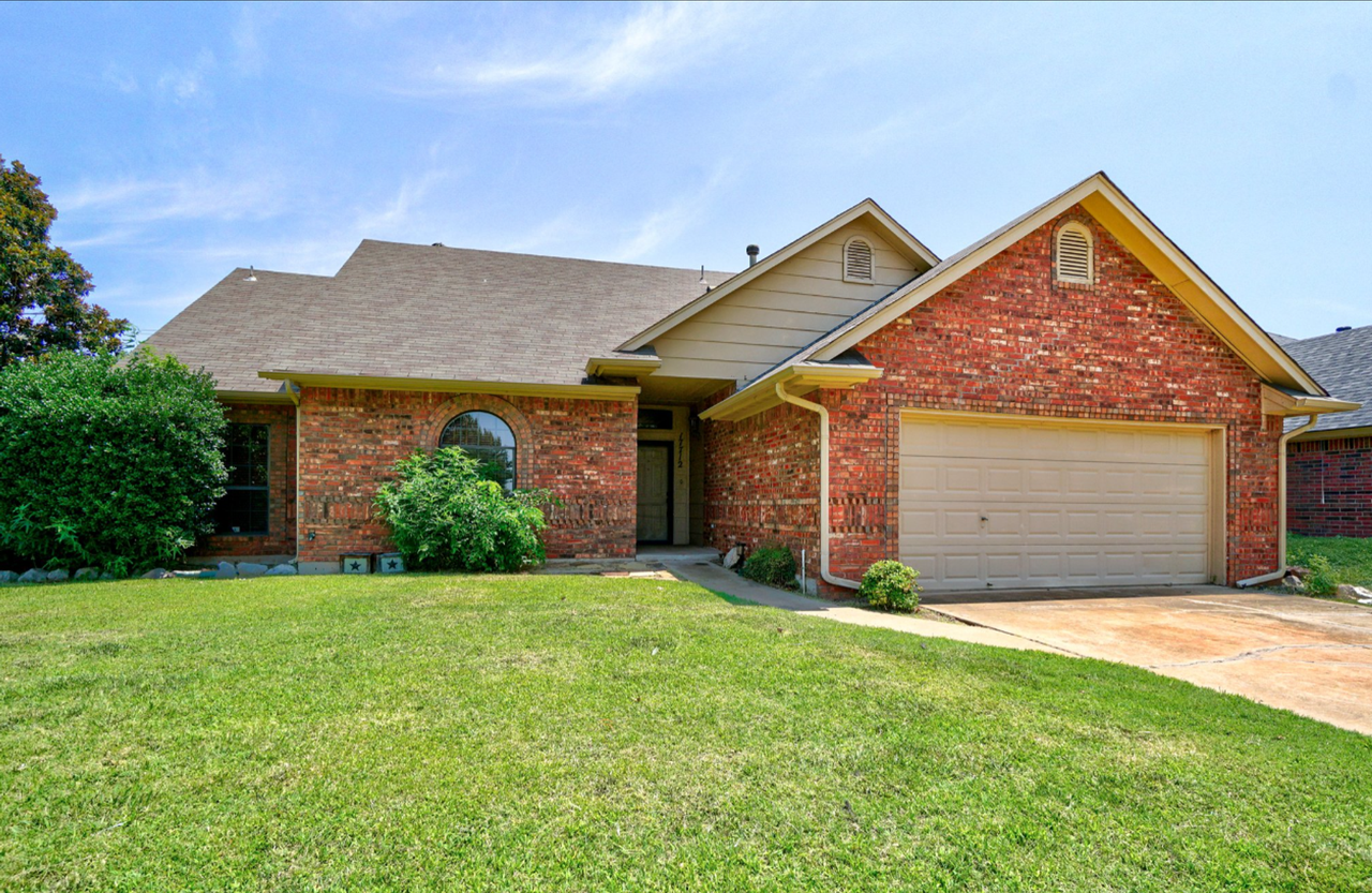 17712 Iron Ln - Photo 4 of 30