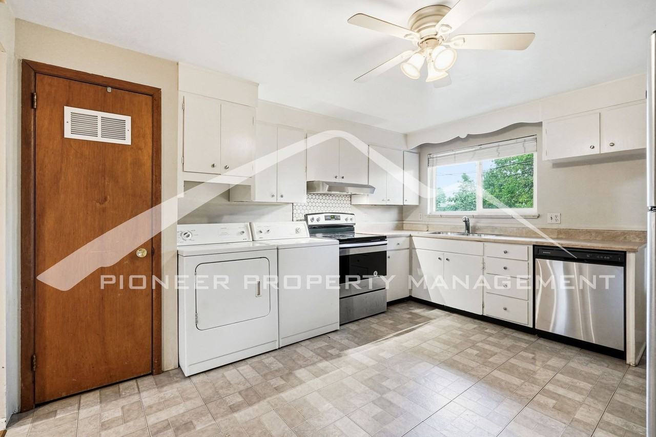 9700 W 17th Ave - Photo 5 of 15