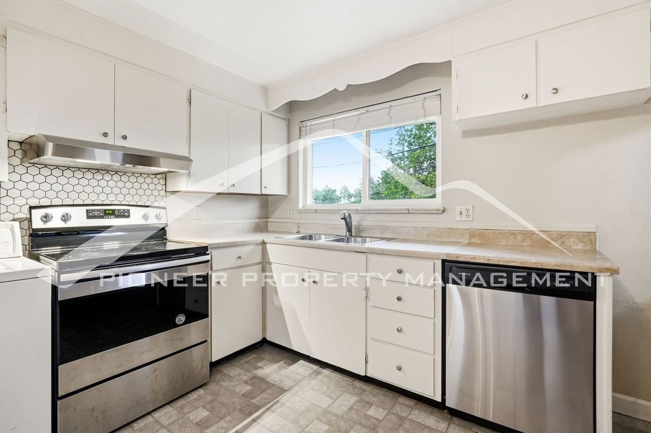 9700 W 17th Ave - Photo 6 of 15