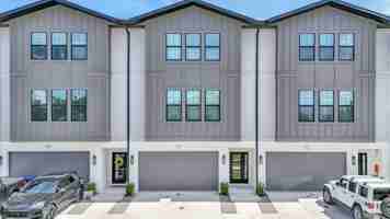 featured image of 4324 W Gray St #3