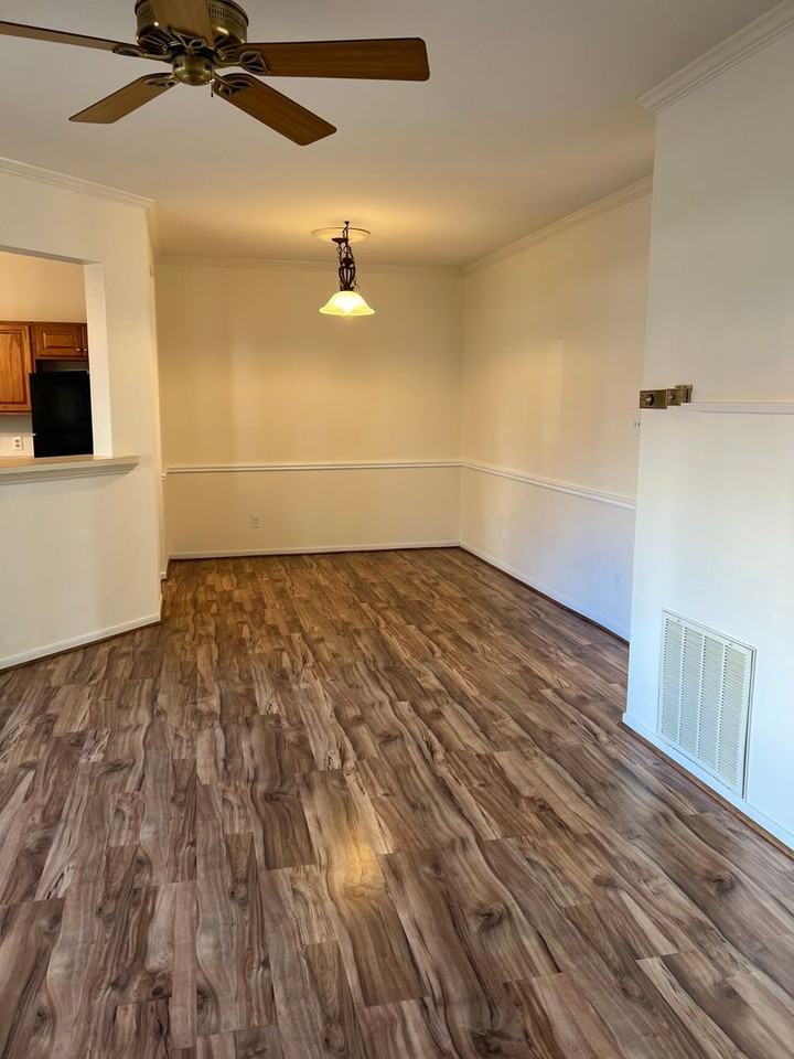 668 Gateway Dr Se - Photo 4 of 7