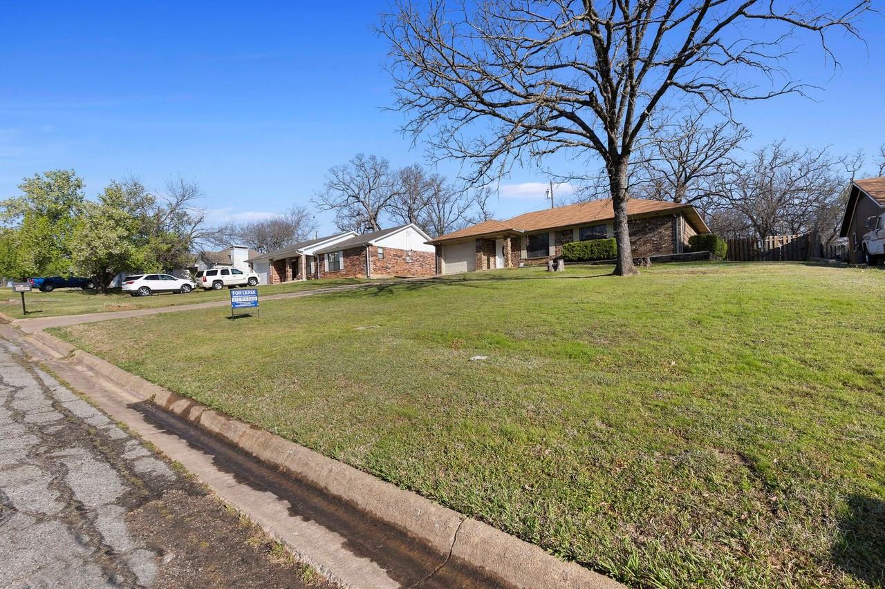 1623 W Parnell St - Photo 6 of 34