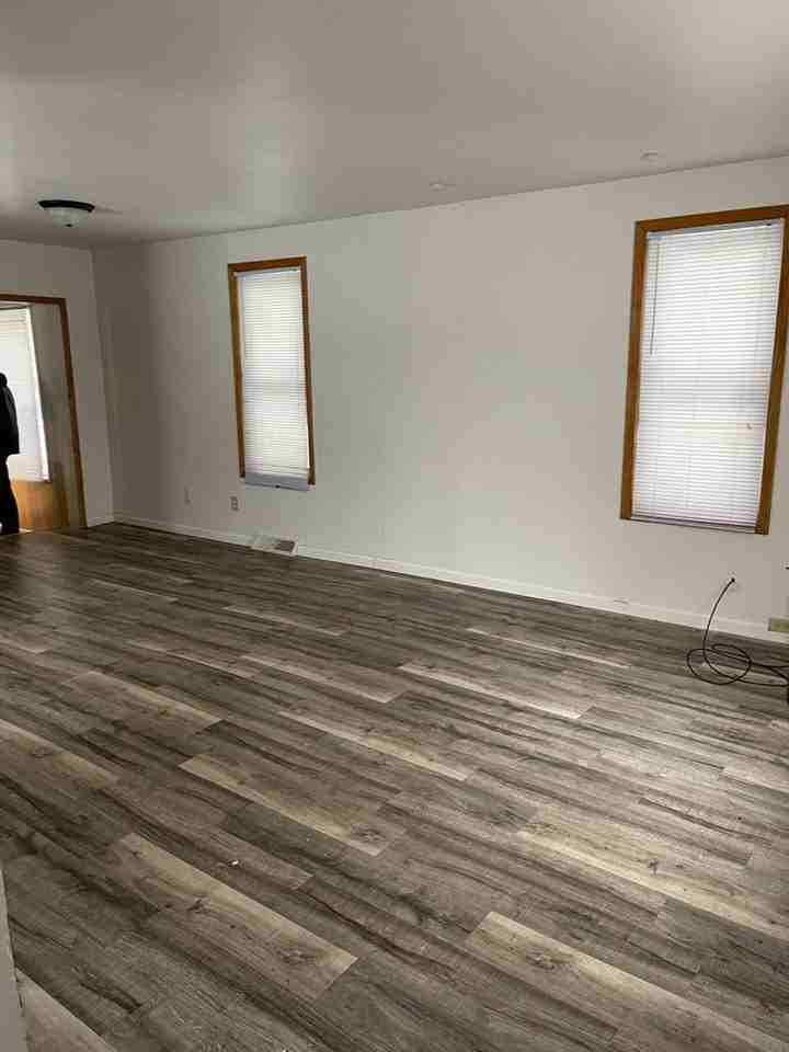 122 Edwards St - Photo 5 of 18