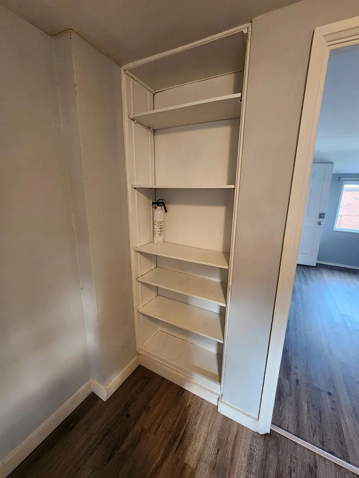 6900 Grand Ave - Photo 6 of 9