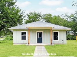 featured image of 214 N 13th St