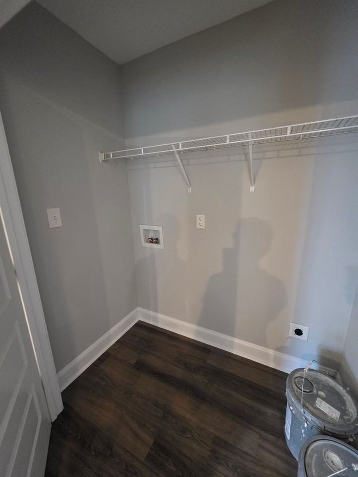 106 Spruce St - Photo 5 of 12