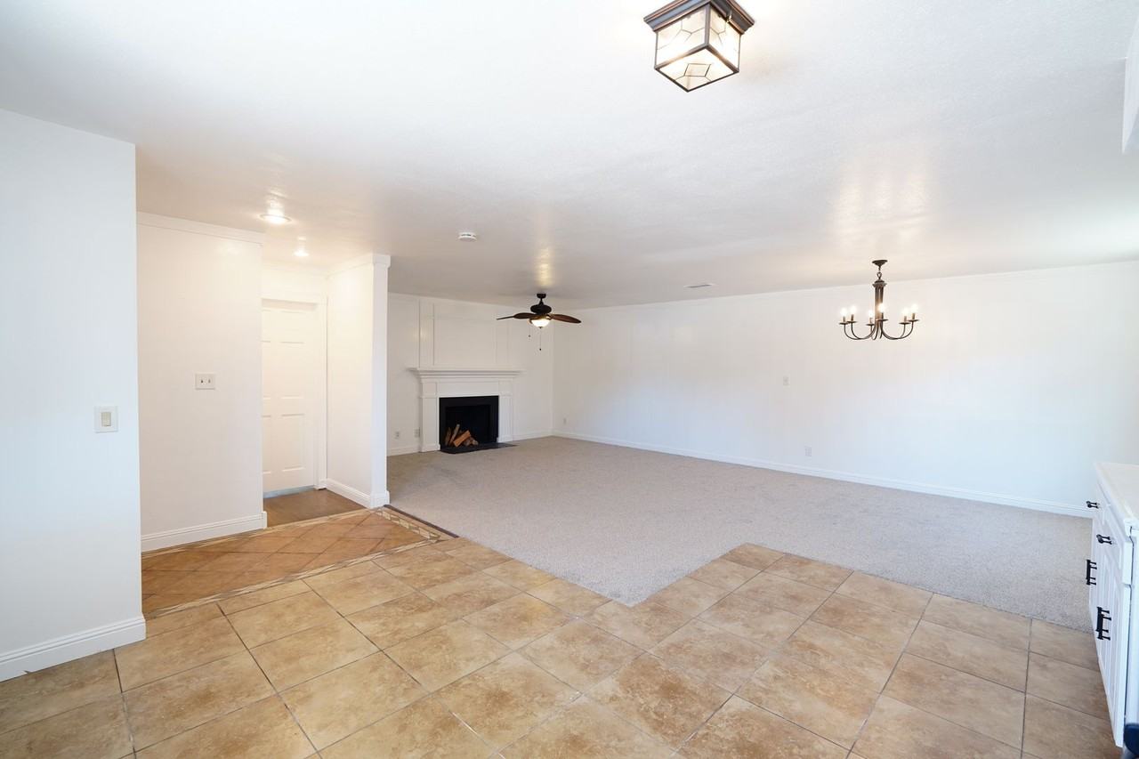 719 Esther Way - Photo 6 of 32