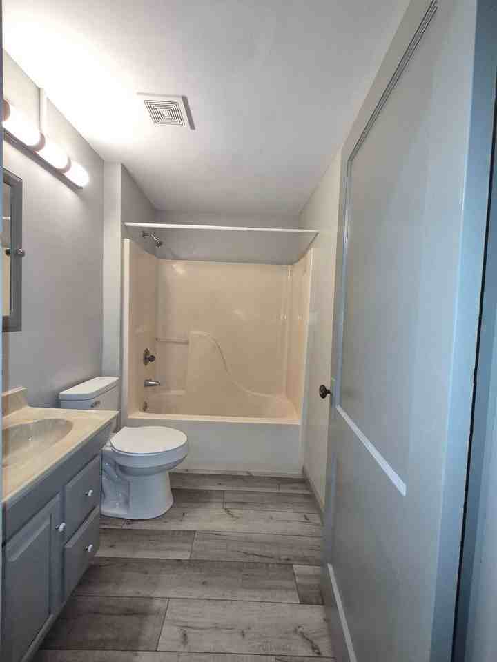 3A Calvin Ln - Photo 7 of 11