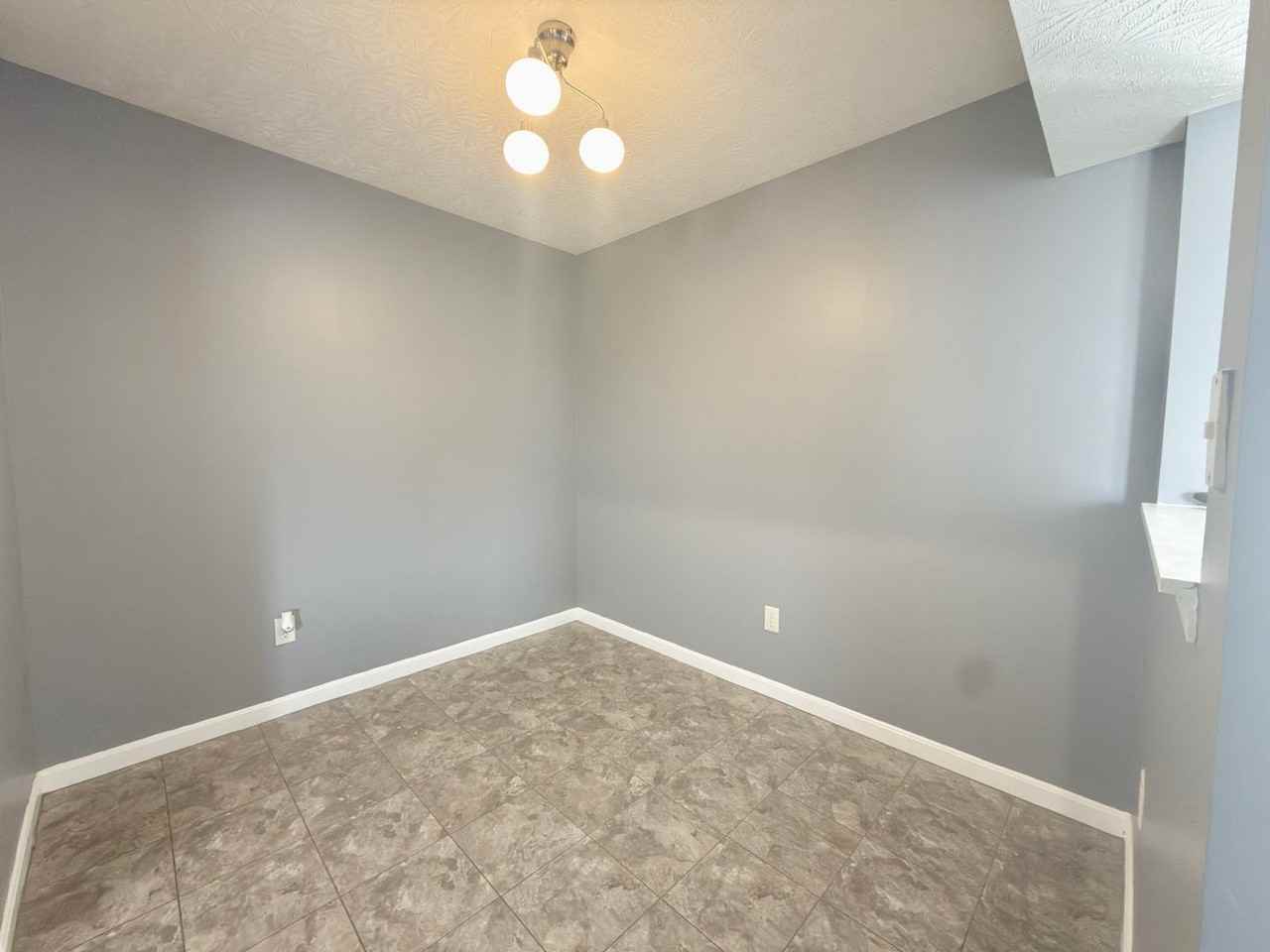 808 William Howard Taft Rd - Photo 7 of 24