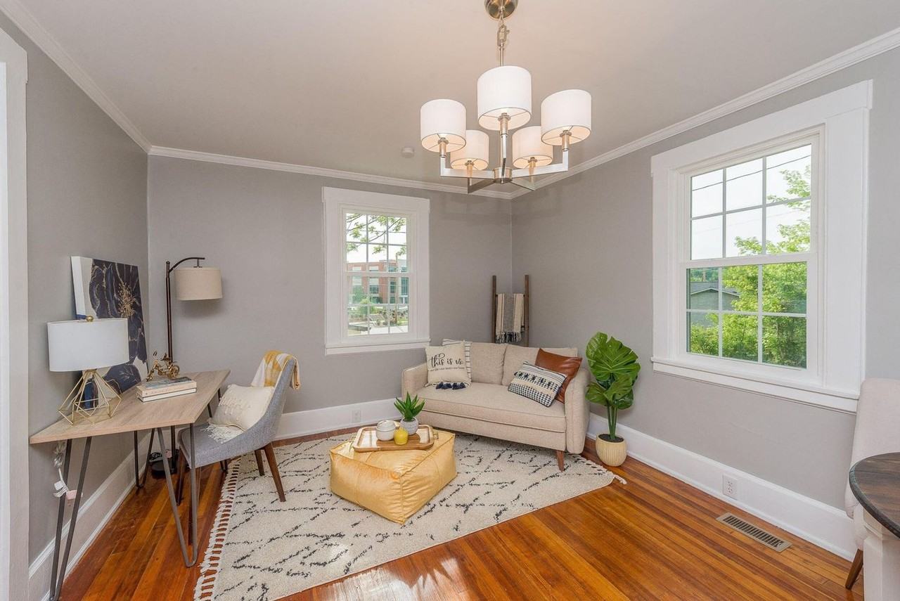 206 Hammond Ave - Photo 6 of 16