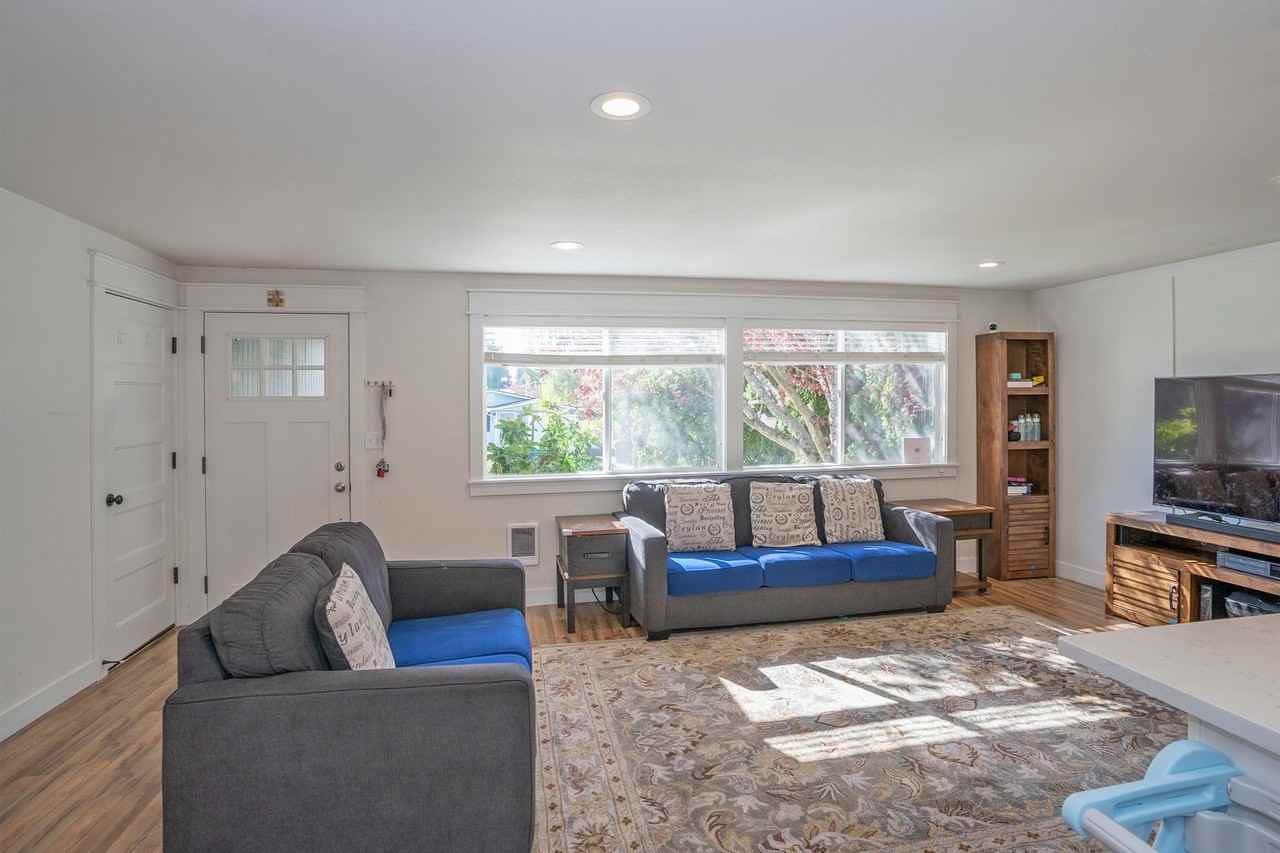 3723 N Villard St - Photo 4 of 31