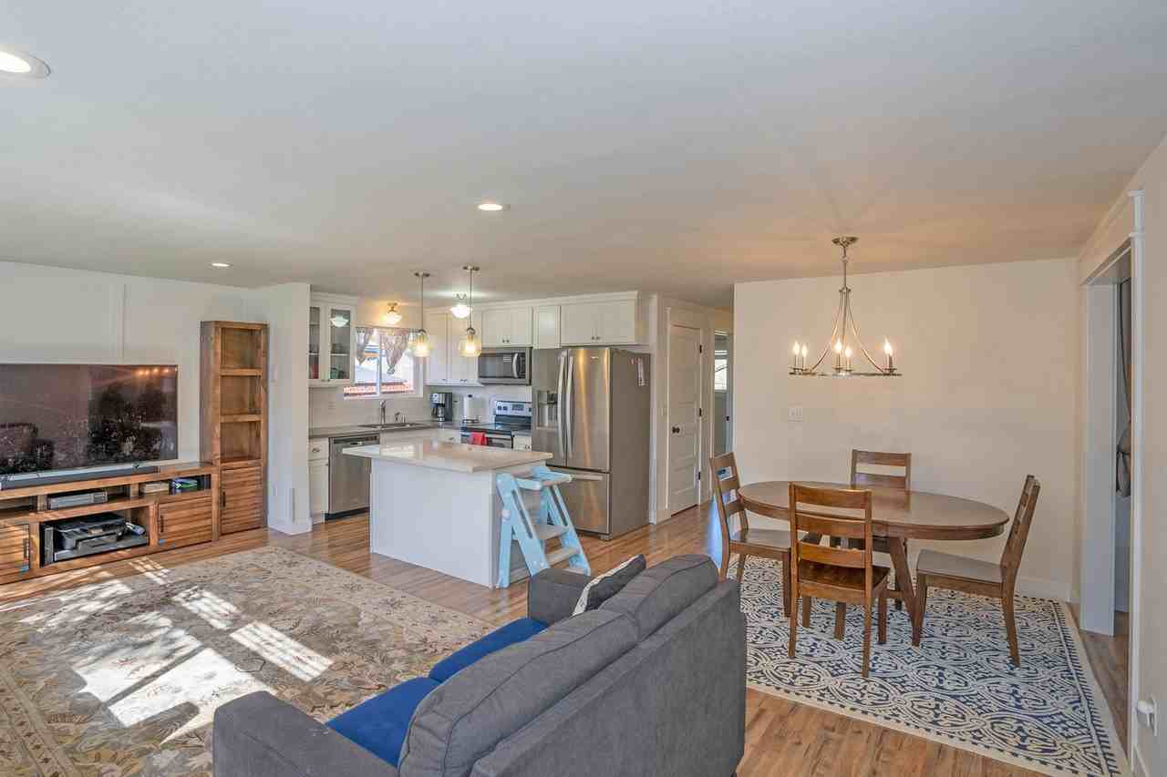 3723 N Villard St - Photo 5 of 31
