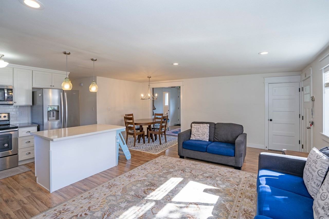 3723 N Villard St - Photo 6 of 31
