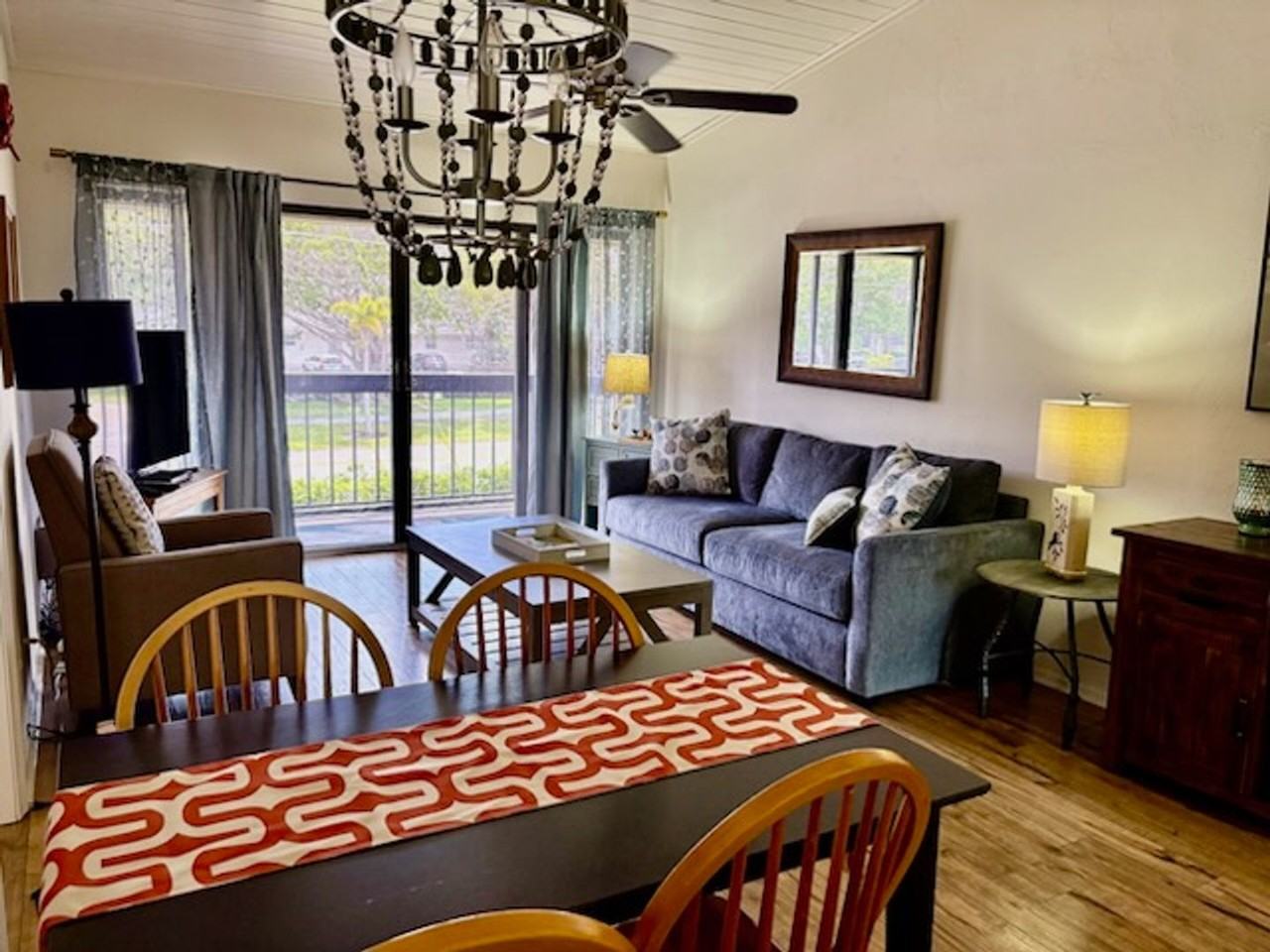 20 Greenbrier St #208 - Photo 4 of 13