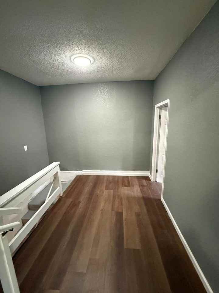 8410 Ruskin Way - Photo 3 of 18
