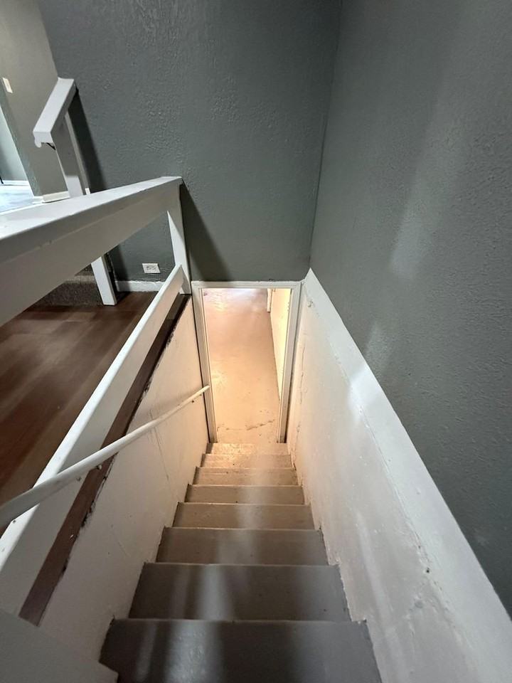 8410 Ruskin Way - Photo 4 of 18