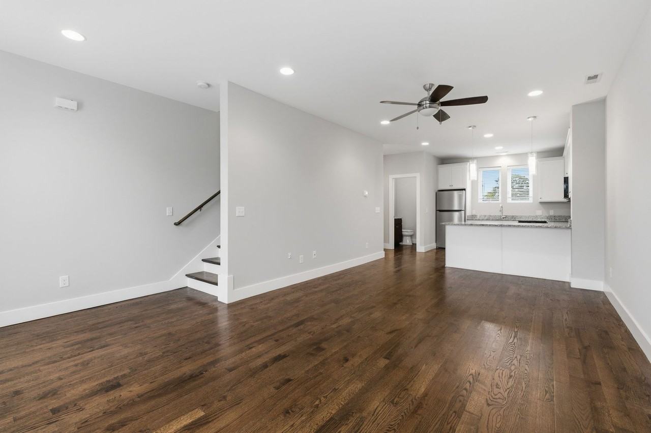 1723 Jo Johnston Ave - Photo 6 of 23