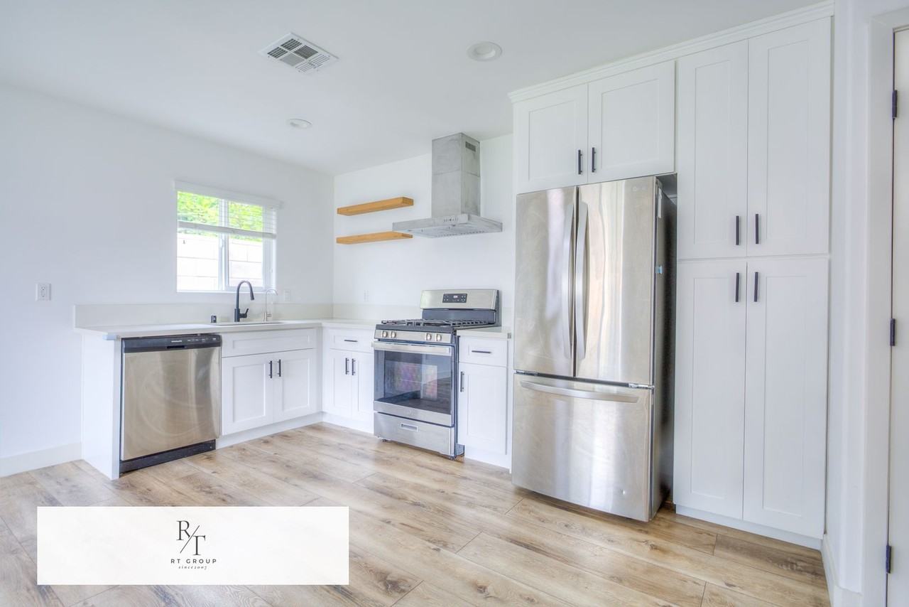 4914 Kauffman Ave #B - Photo 4 of 18
