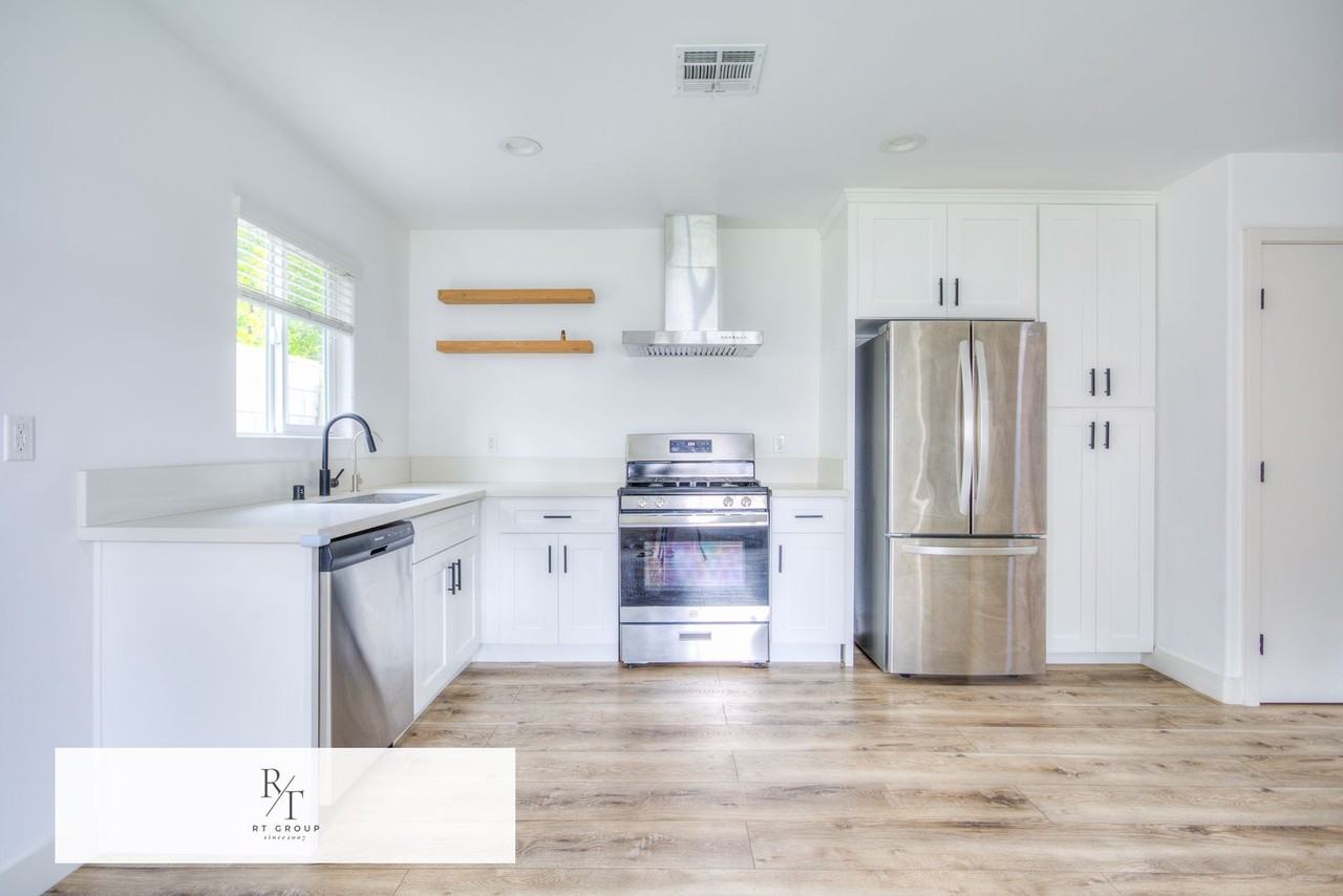 4914 Kauffman Ave #B - Photo 5 of 18
