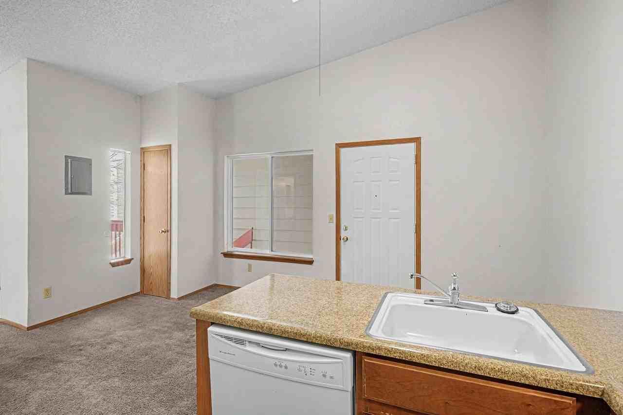 14561 E Ford Pl #17 - Photo 4 of 22