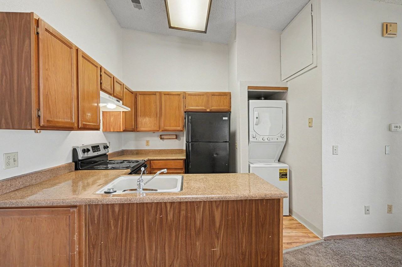 14561 E Ford Pl #17 - Photo 5 of 22