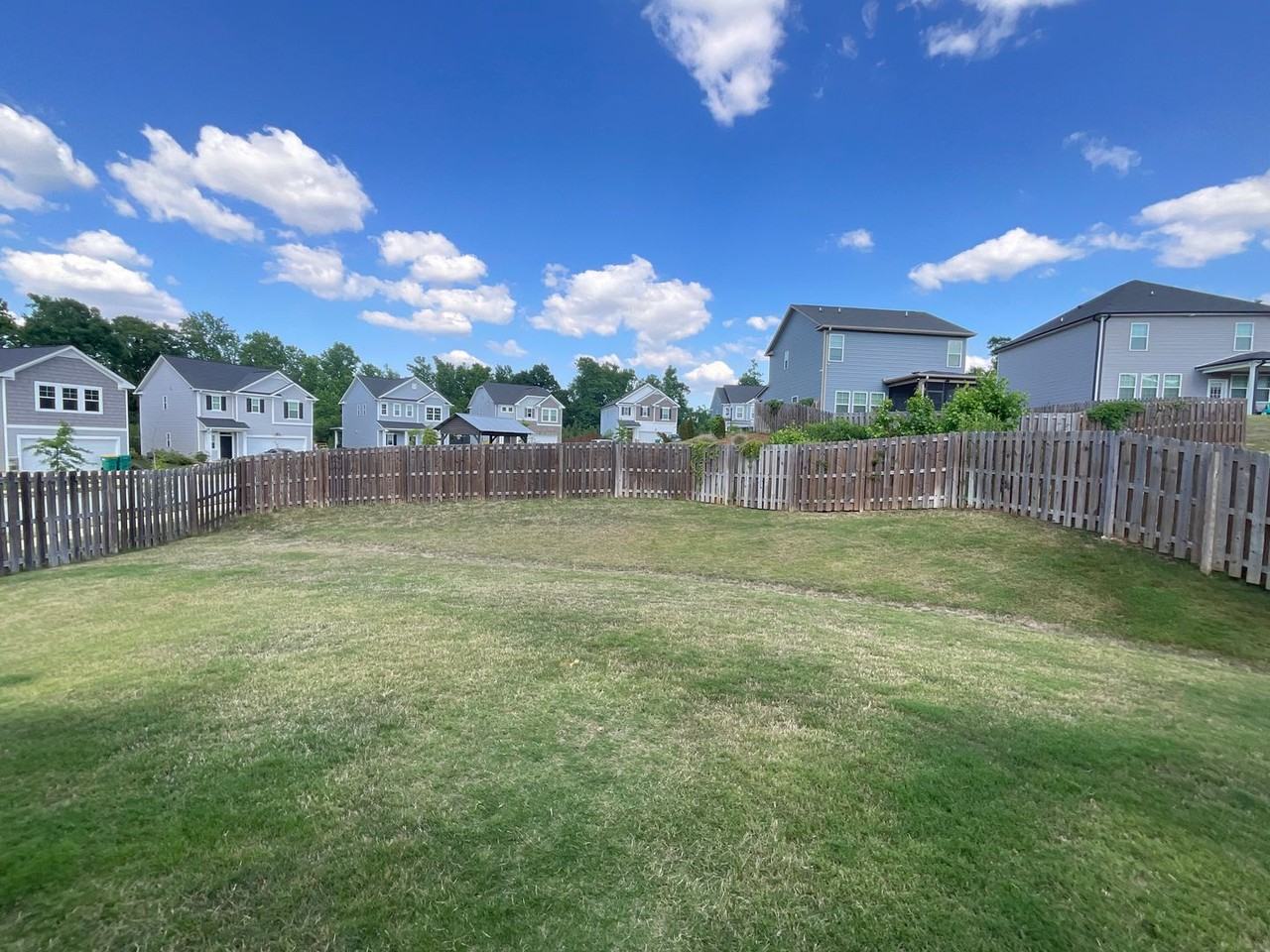 1283 Cobblefield Dr - Photo 7 of 32