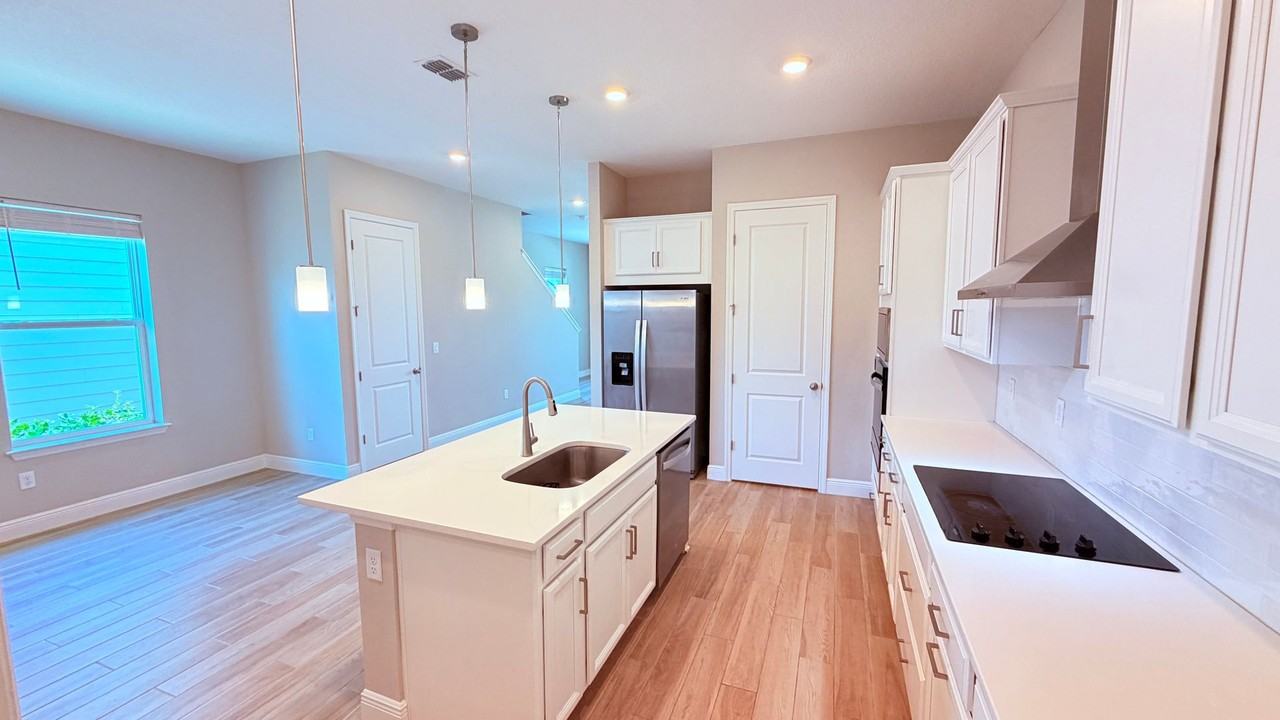 6495 Cyrils Dr - Photo 4 of 34