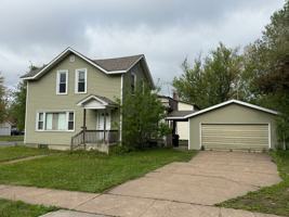 featured image of 1219 8th St E