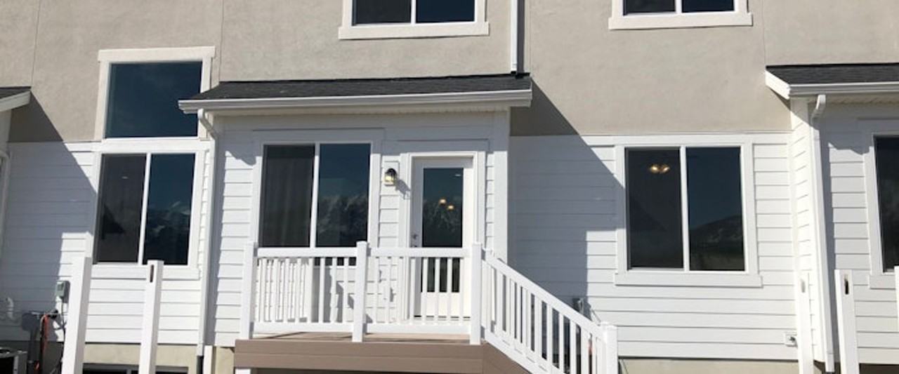 594 N 260 W - Photo 2 of 15