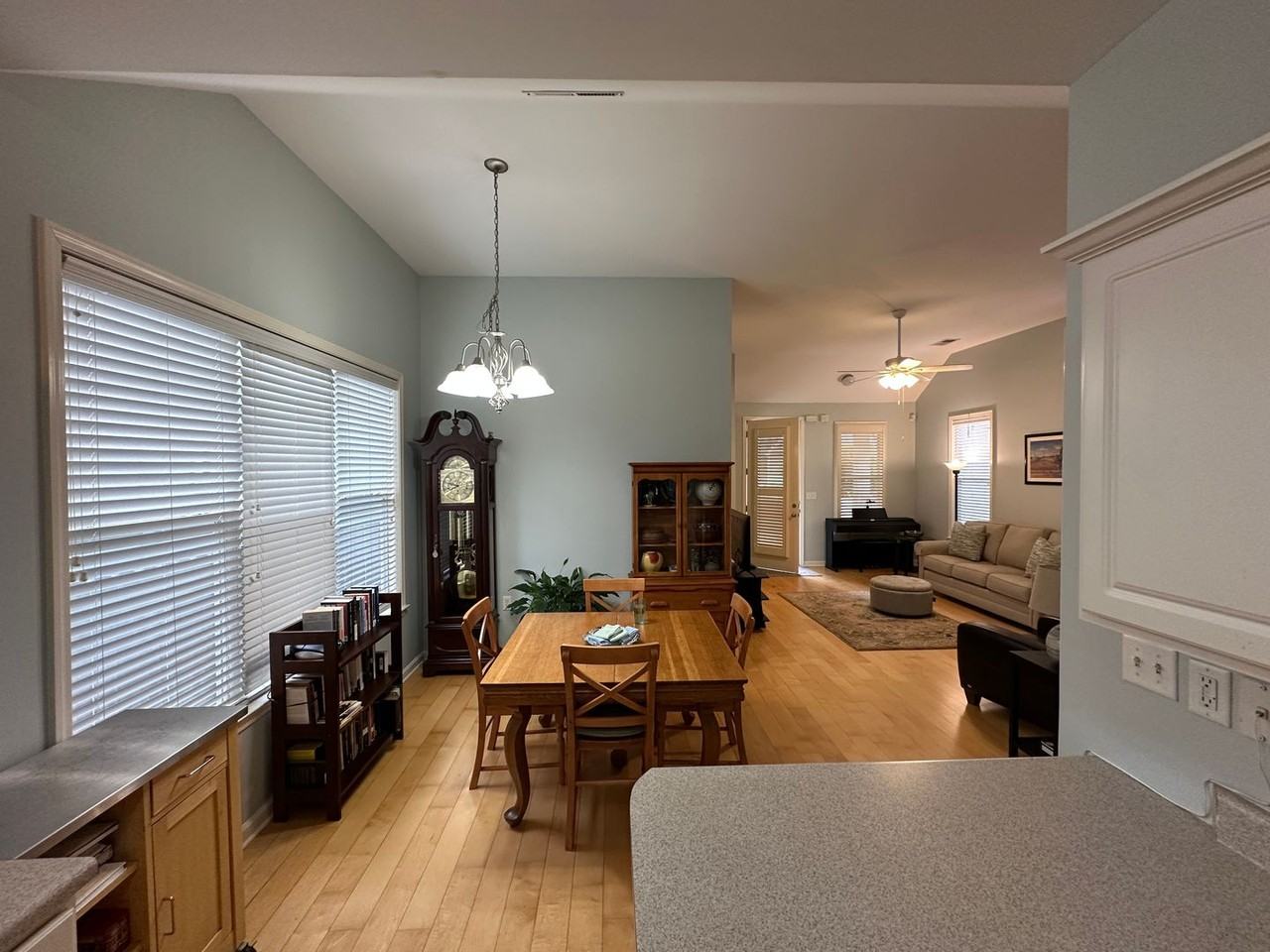 128 Fleets Island Dr - Photo 6 of 19
