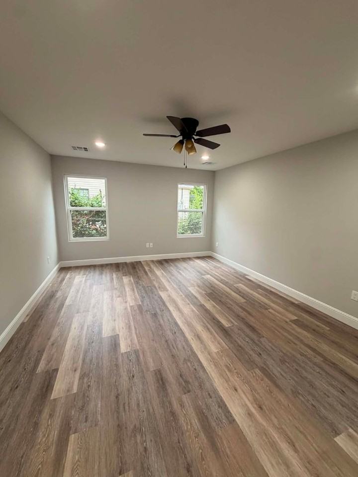 719 Ne Murphy Blvd - Photo 6 of 19