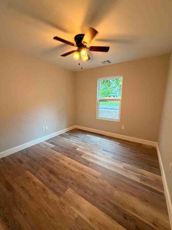 1906 Missouri Ave - Photo 4 of 19